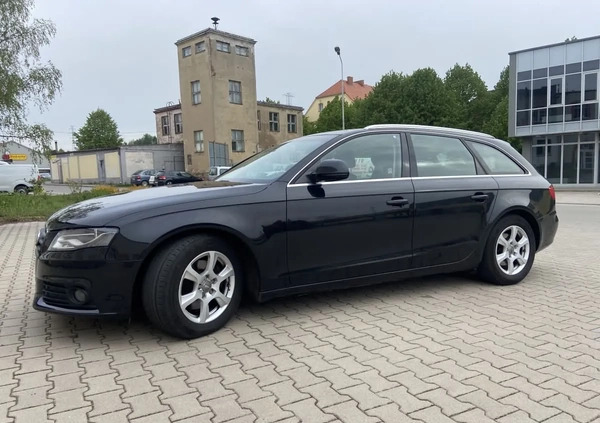 Audi A4 cena 34900 przebieg: 200000, rok produkcji 2008 z Sulejów małe 781